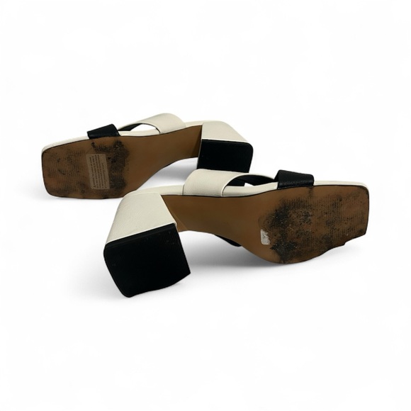 New York and Company dress sandals in a bone and black color scheme, 7 - Picture 4 of 4